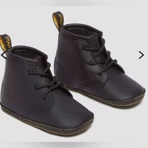 Dr. Martens Auburn Leather Black Booties Newborn Size 4 NIB